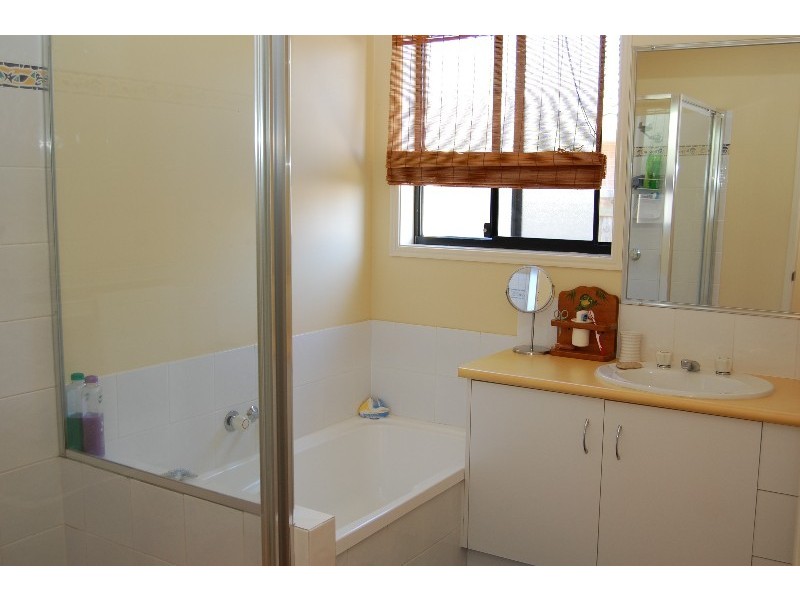 47 Oak Grove Way, Sippy Downs QLD 4556
