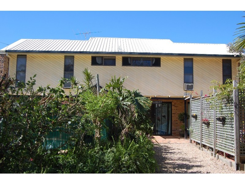 115 Biggs ave, Beachmere QLD 4510