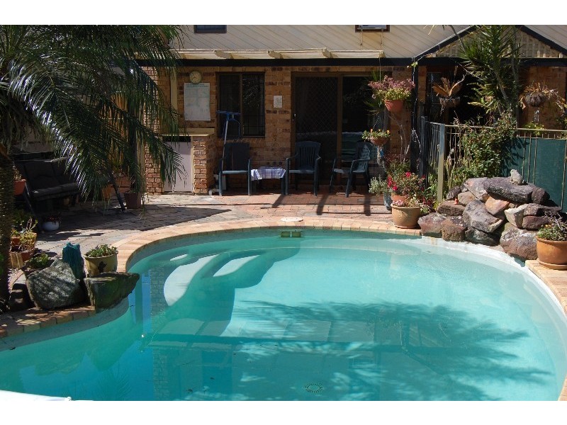 115 Biggs ave, Beachmere QLD 4510