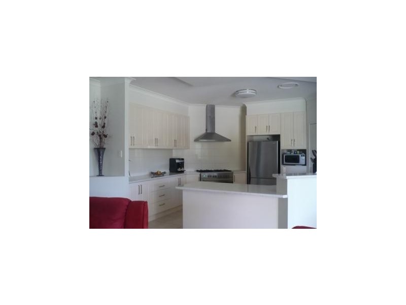 182 Yeates Rd, Beerwah QLD 4519