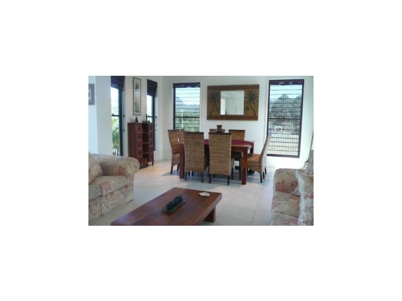 182 Yeates Rd, Beerwah QLD 4519