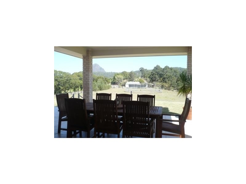 182 Yeates Rd, Beerwah QLD 4519