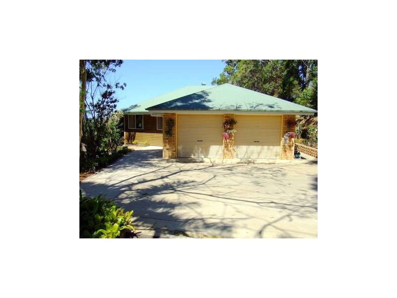 33 Towen Mount Road, Nambour QLD 4560