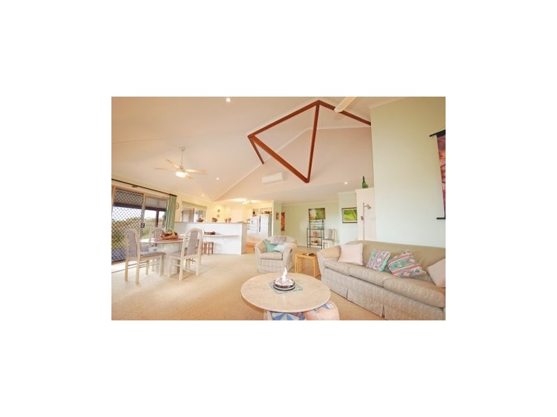 33 Towen Mount Road, Nambour QLD 4560