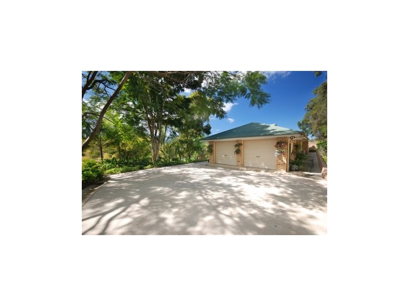 33 Towen Mount Road, Nambour QLD 4560