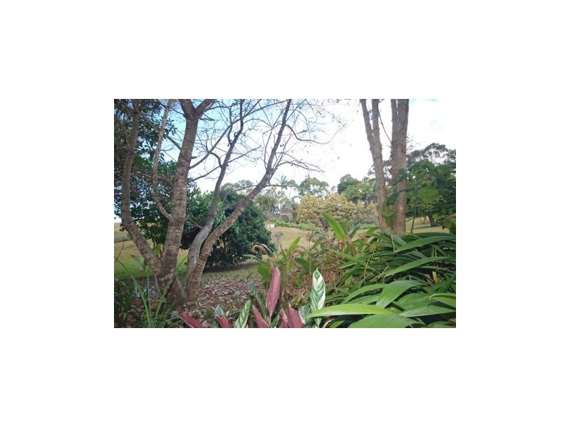33 Towen Mount Road, Nambour QLD 4560