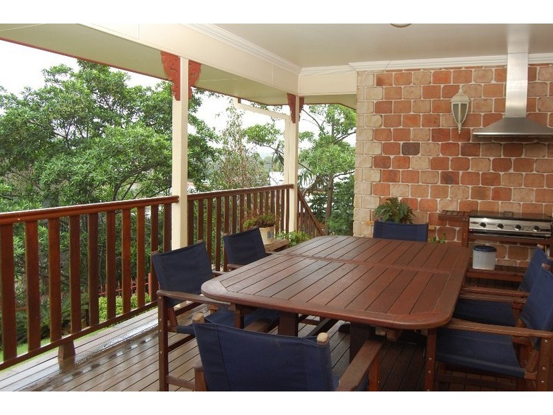 Eatons Hill QLD 4037