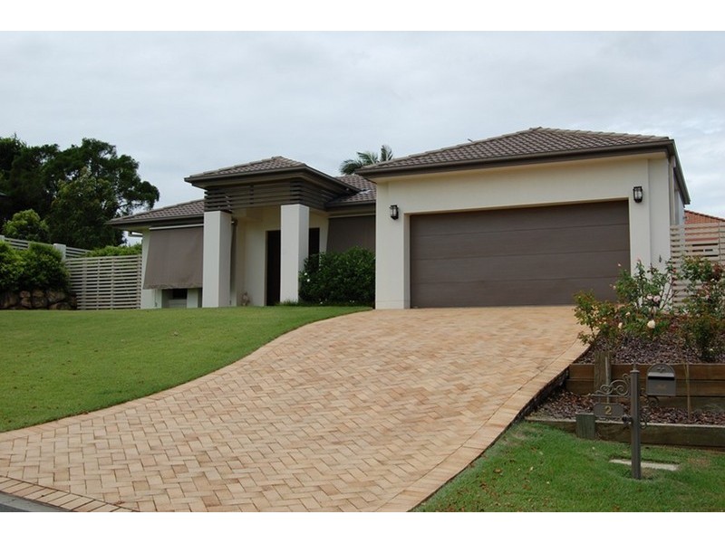 2 Lachlan Drive, Wakerley QLD 4154