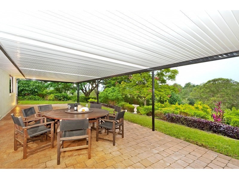 1 Benjamin Cl, Samford Valley QLD 4520