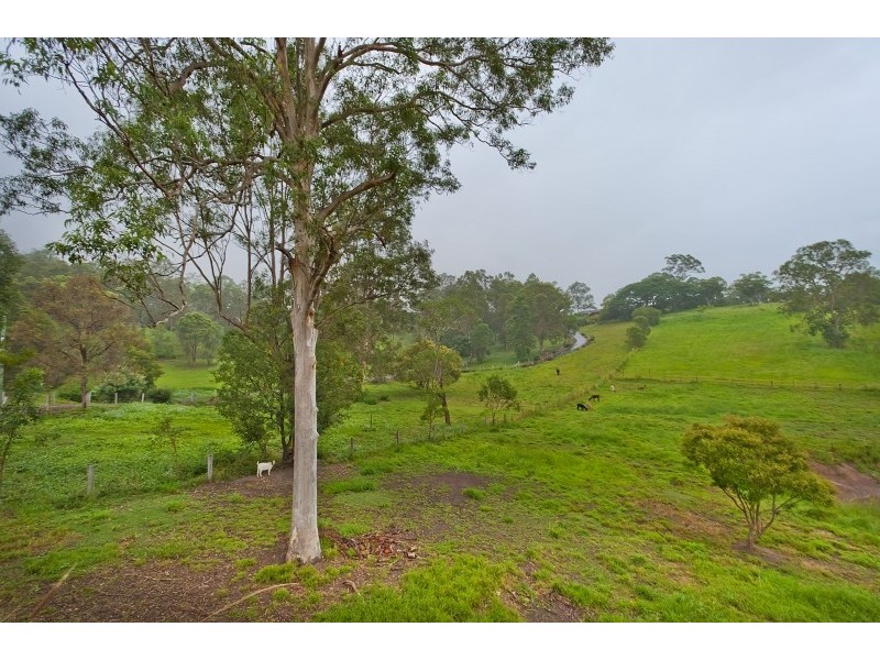 1 Benjamin Cl, Samford Valley QLD 4520