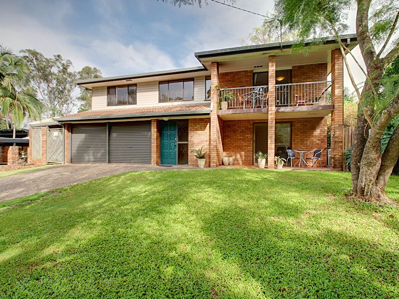 69 Cash Av, Samford QLD 4520