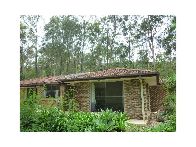 5 Warrandyte Court, Camp Mountain QLD 4520