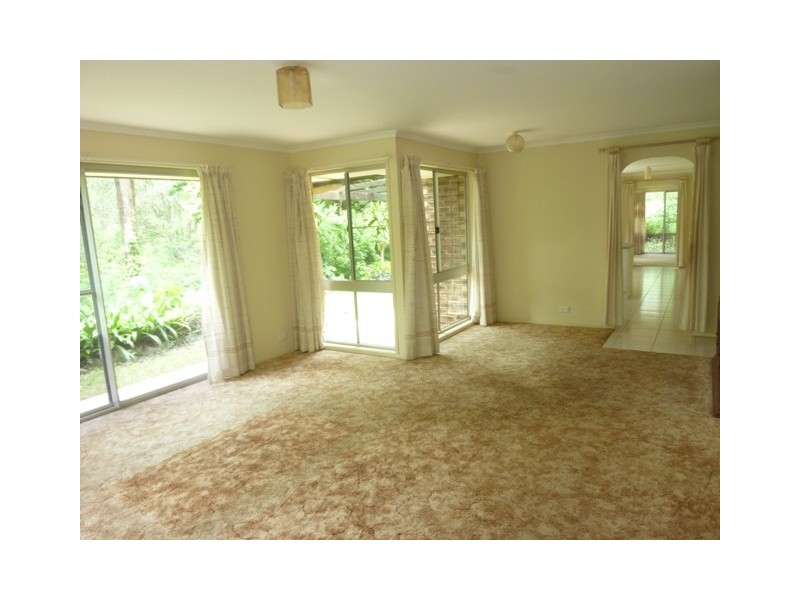 5 Warrandyte Court, Camp Mountain QLD 4520