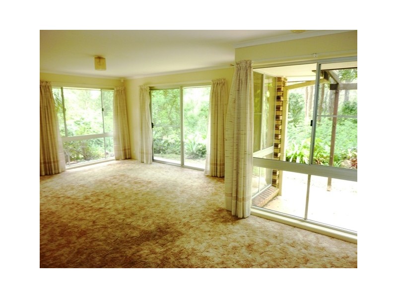 5 Warrandyte Court, Camp Mountain QLD 4520