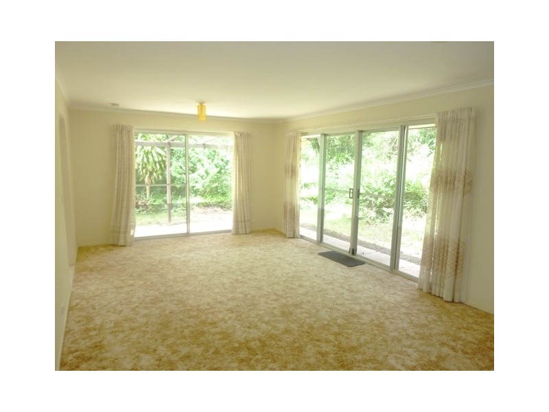 5 Warrandyte Court, Camp Mountain QLD 4520