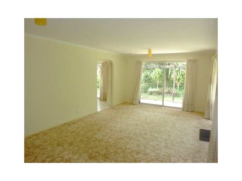 5 Warrandyte Court, Camp Mountain QLD 4520