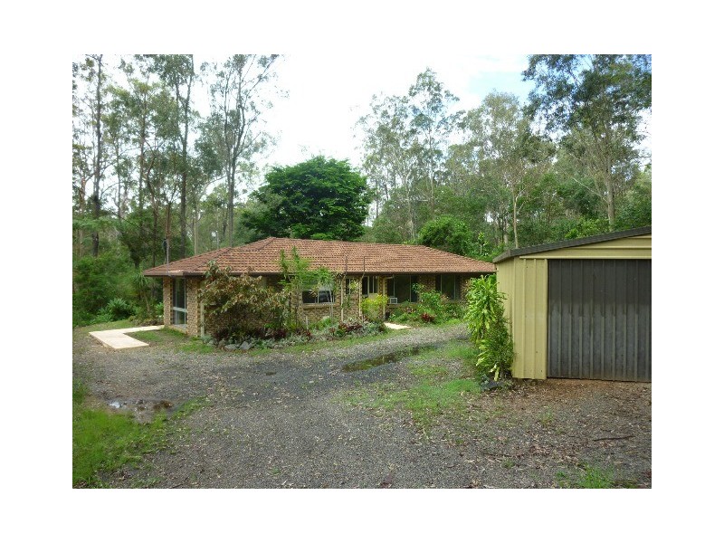 5 Warrandyte Court, Camp Mountain QLD 4520