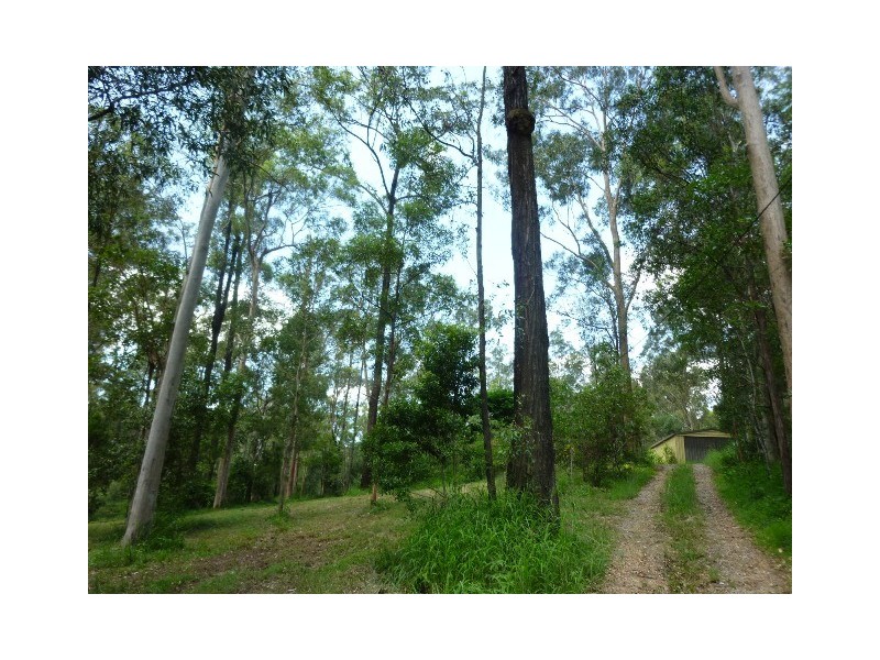 5 Warrandyte Court, Camp Mountain QLD 4520