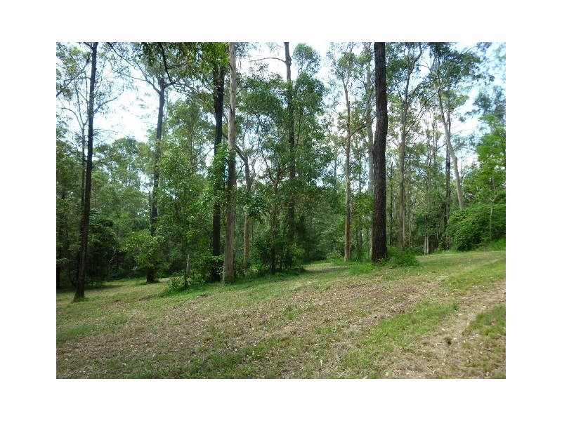 5 Warrandyte Court, Camp Mountain QLD 4520