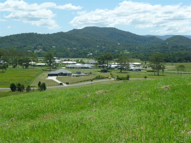 3 Vaucluse Court, Samford Valley QLD 4520