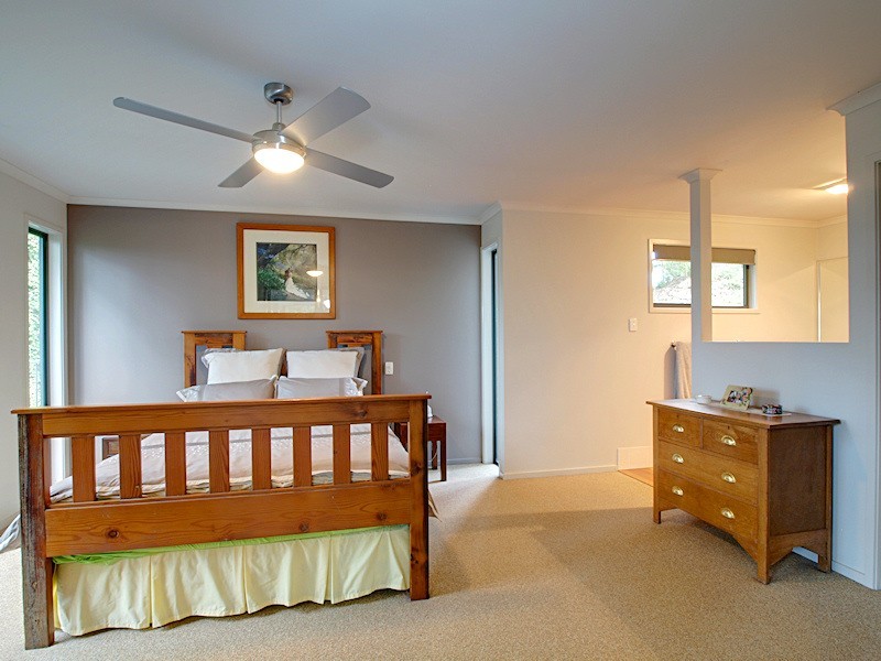 25 Harland Road, Mount Glorious QLD 4520