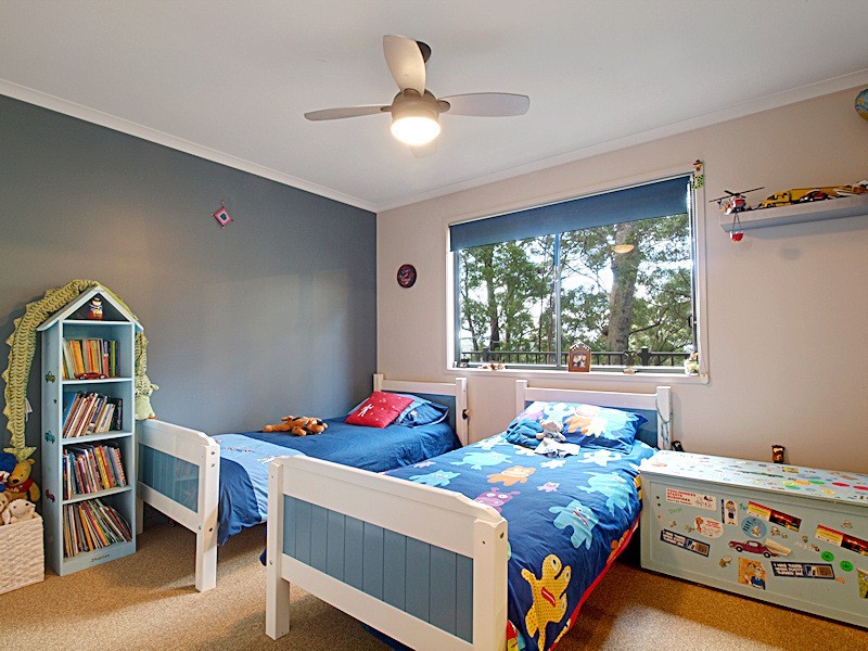 25 Harland Road, Mount Glorious QLD 4520