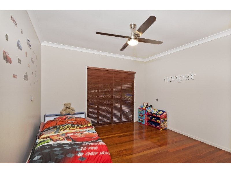 9 Mary Orr Court, Camp Mountain QLD 4520