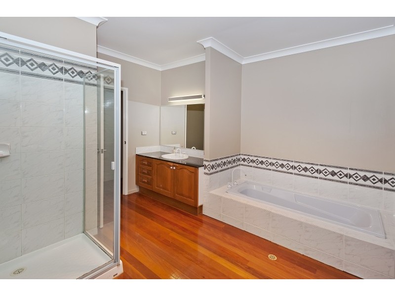 9 Mary Orr Court, Camp Mountain QLD 4520