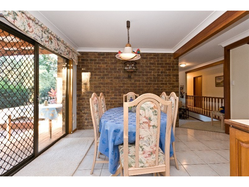 4 Mangifera Close, Samford QLD 4520