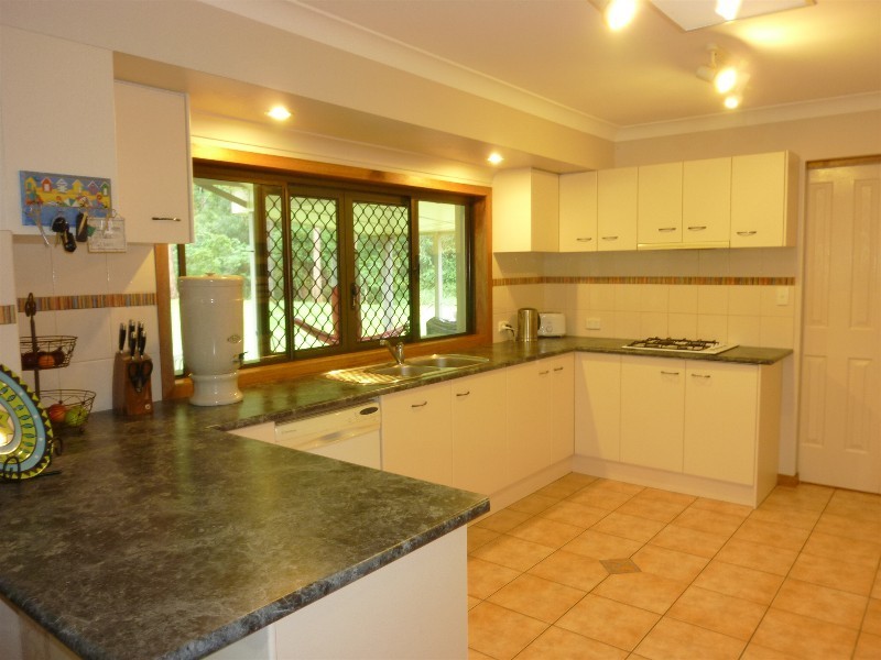 3 Bertha Court, Bunya QLD 4055