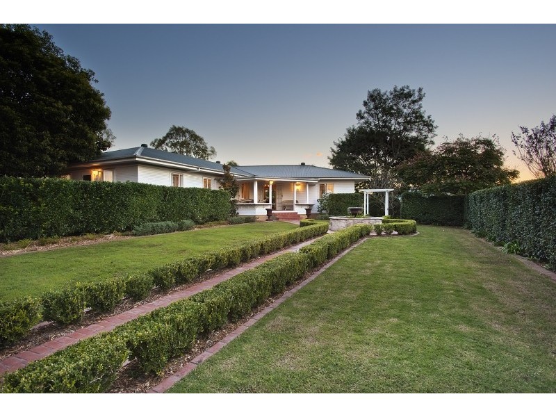 15b Narrien Court, Samford Village QLD 4520