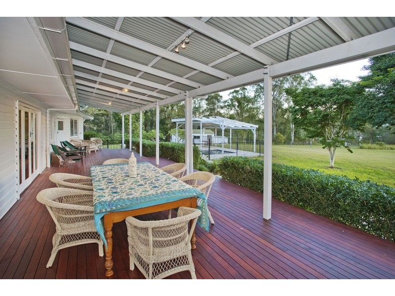 15b Narrien Court, Samford Village QLD 4520