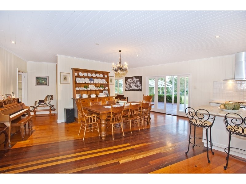 15b Narrien Court, Samford Village QLD 4520