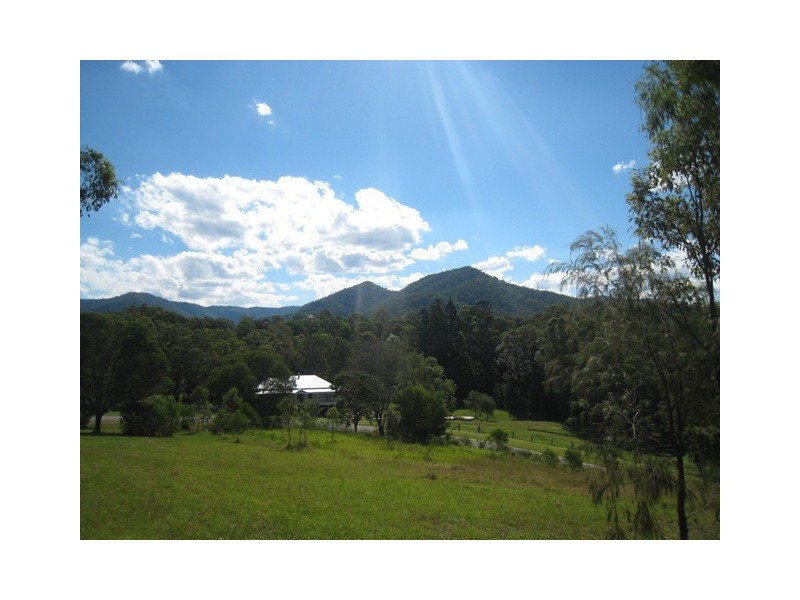 1 Panorama Drive, Cedar Creek QLD 4520