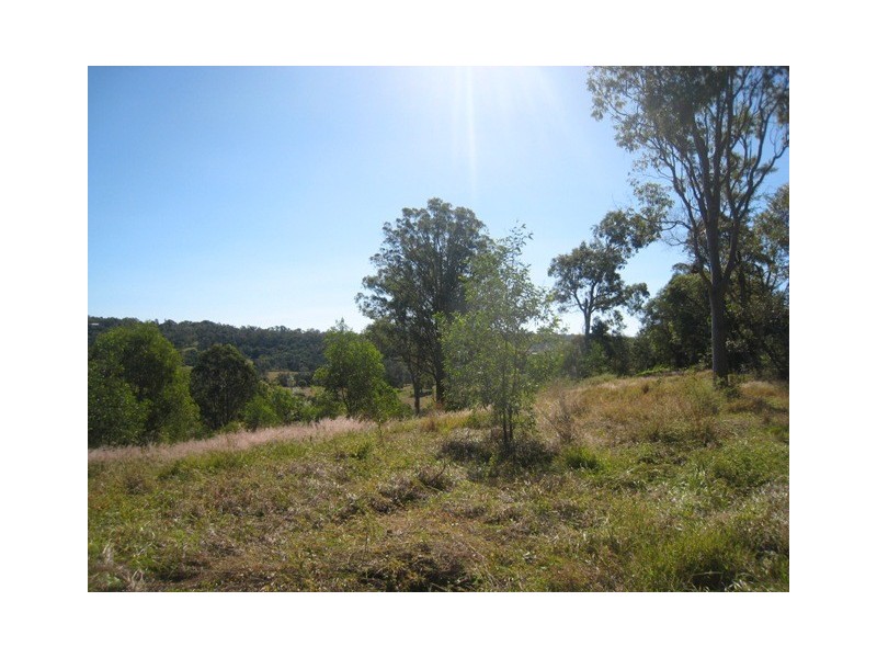 20 Balmoral Road, Draper QLD 4520