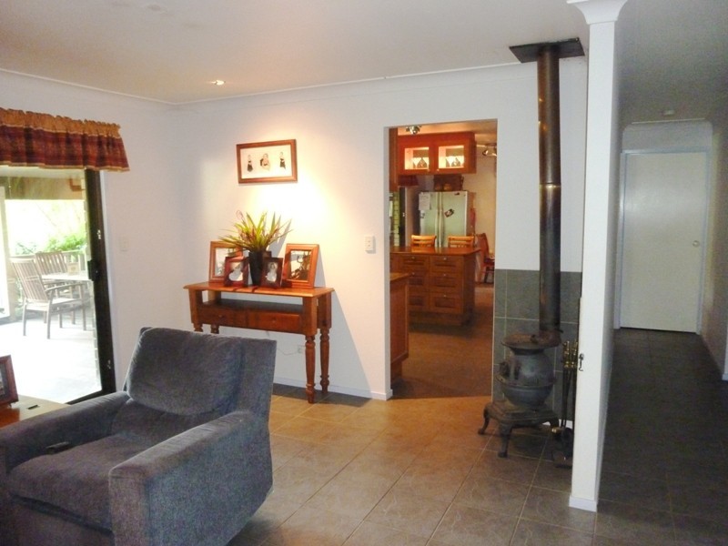 8 Dundialla Way., Yugar QLD 4520