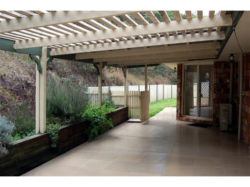 18 Woodglen Ct, Samford Valley QLD 4520