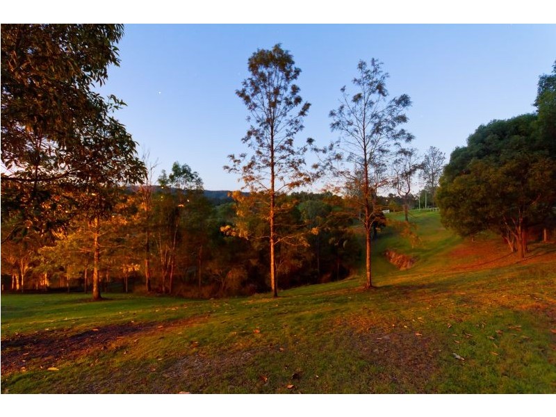 16  Cooroora Crescent, Yugar QLD 4520