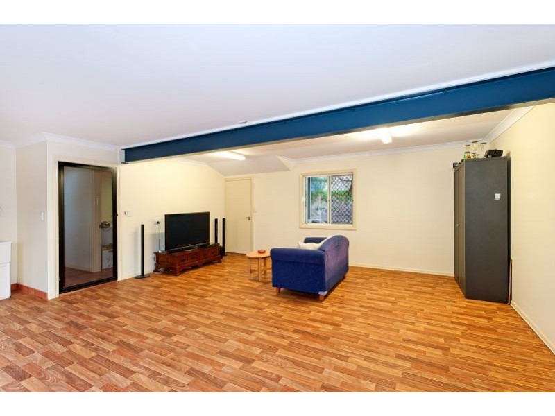 1 Skyline Court, Draper QLD 4520