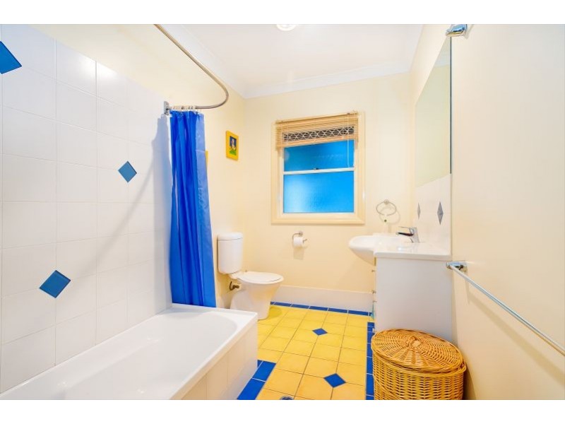 1 Skyline Court, Draper QLD 4520