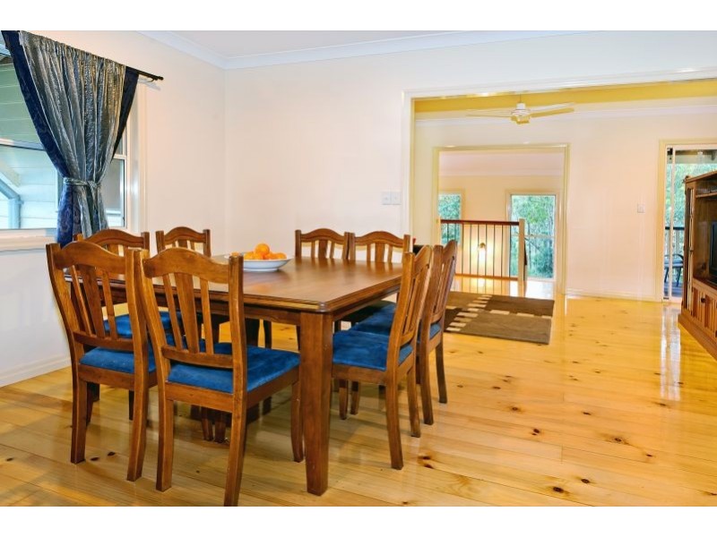 1 Skyline Court, Draper QLD 4520