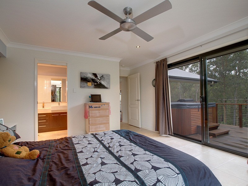 5 Ruby Court, Bunya QLD 4055