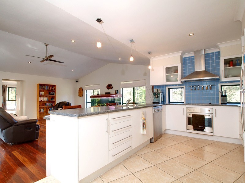 5 Ruby Court, Bunya QLD 4055