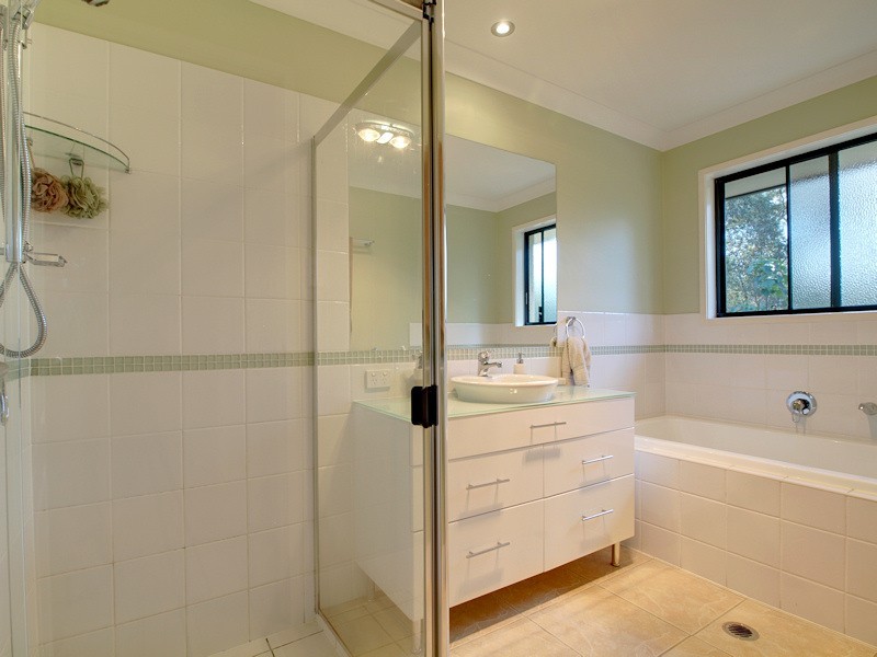 5 Ruby Court, Bunya QLD 4055