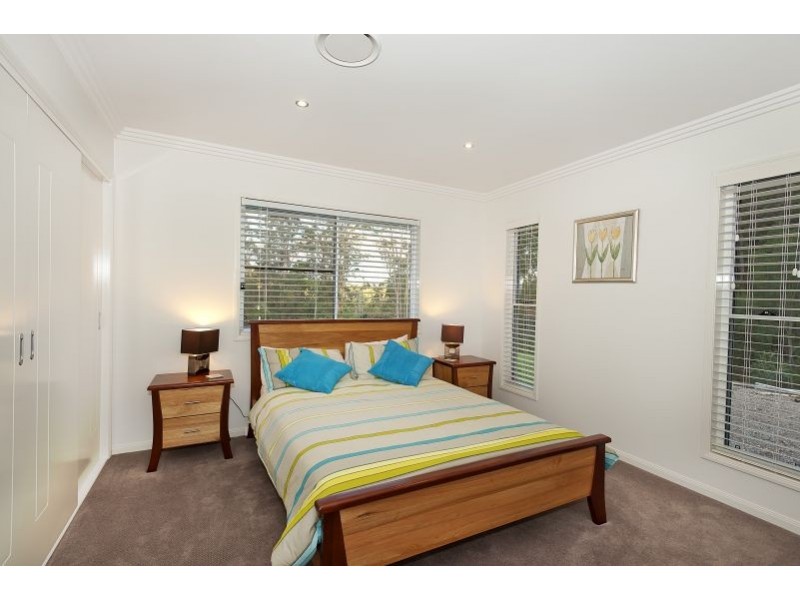 85 Glenhaven Cl, Cedar Creek QLD 4520