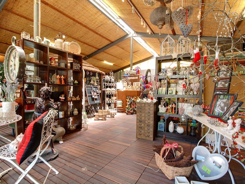 225 Mount Glorious Road, Samford Valley QLD 4520