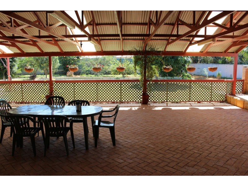 10 Willow Court, Strathalbyn WA 6530