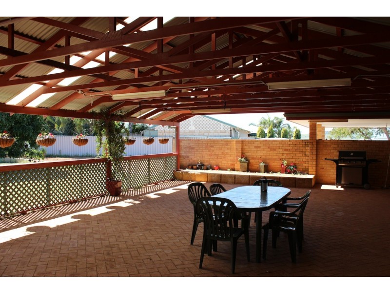 10 Willow Court, Strathalbyn WA 6530