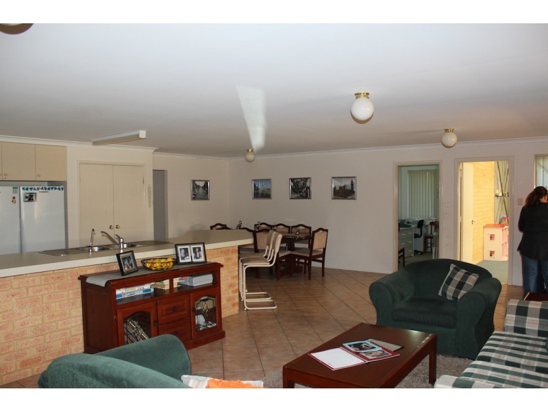 10 Willow Court, Strathalbyn WA 6530