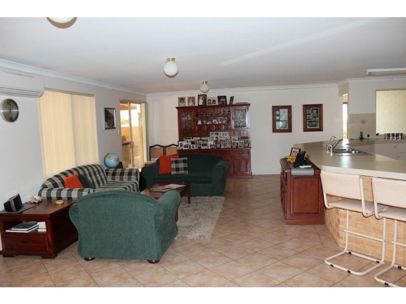 10 Willow Court, Strathalbyn WA 6530